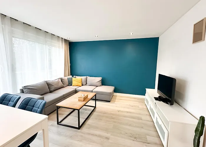 Lumineux Avec Balcon Parking Prive Διαμέρισμα