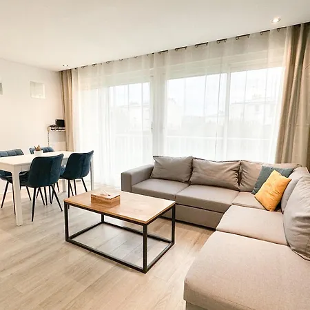 Apartamento Lumineux Avec Balcon Parking Prive