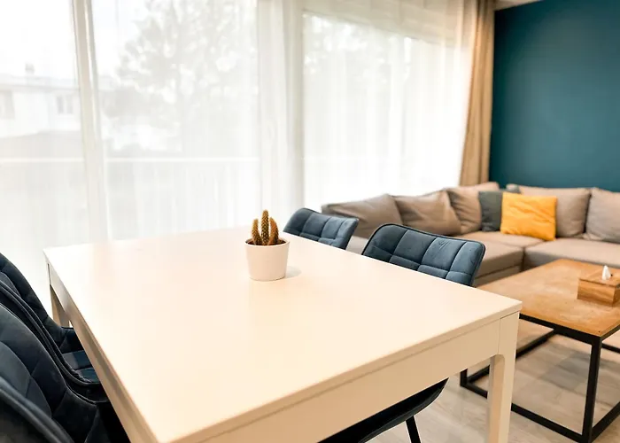 Apartment Lumineux Avec Balcon Parking Prive